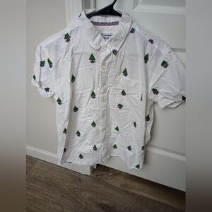 Eighth Avenue Christmas Button Up